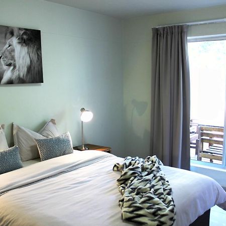 Eagle Views Windhoek Esterno foto